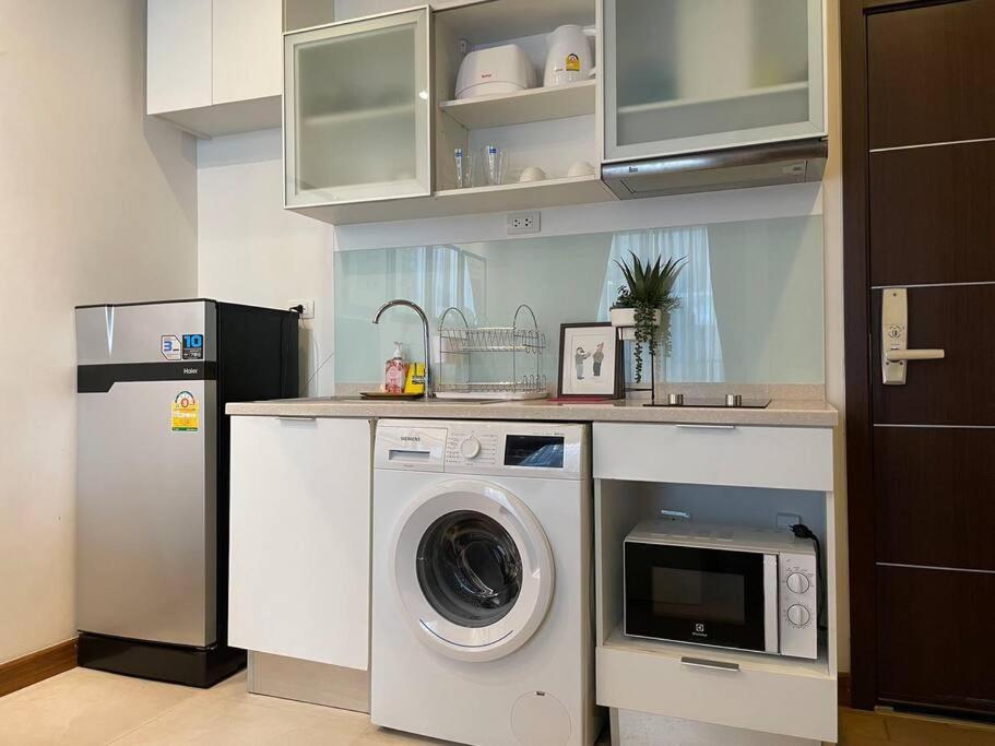 Luxury And Modern Condo In Central Chiang Mai - Astra Condo Buitenkant foto
