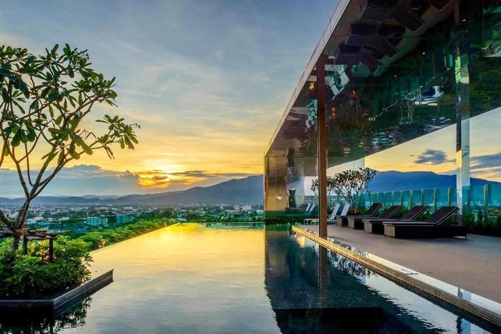 Luxury And Modern Condo In Central Chiang Mai - Astra Condo Buitenkant foto
